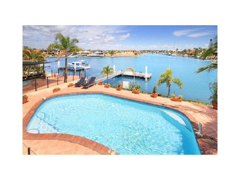 18 Mainroyal Court, Cleveland QLD 4163