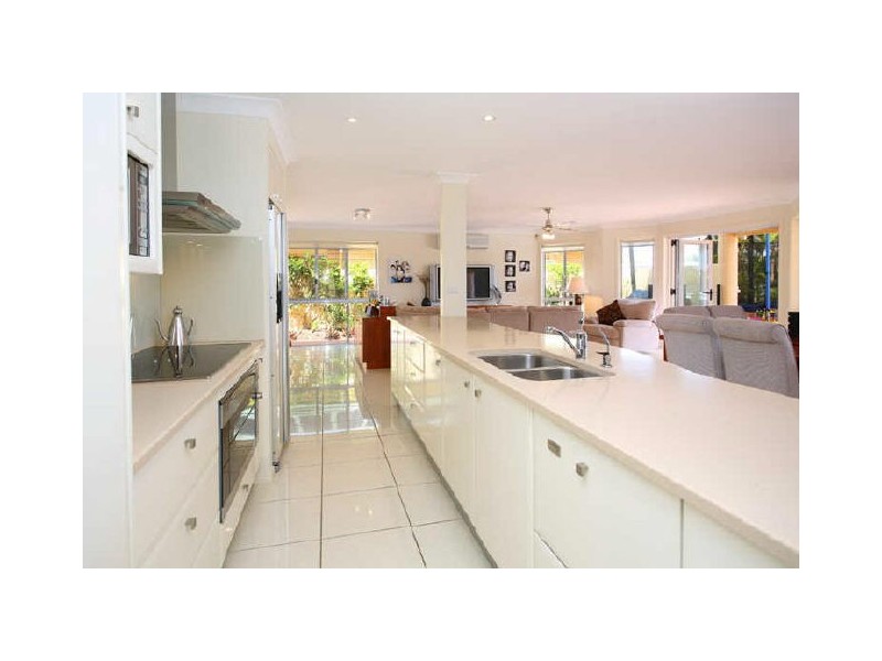 18 Mainroyal Court, Cleveland QLD 4163