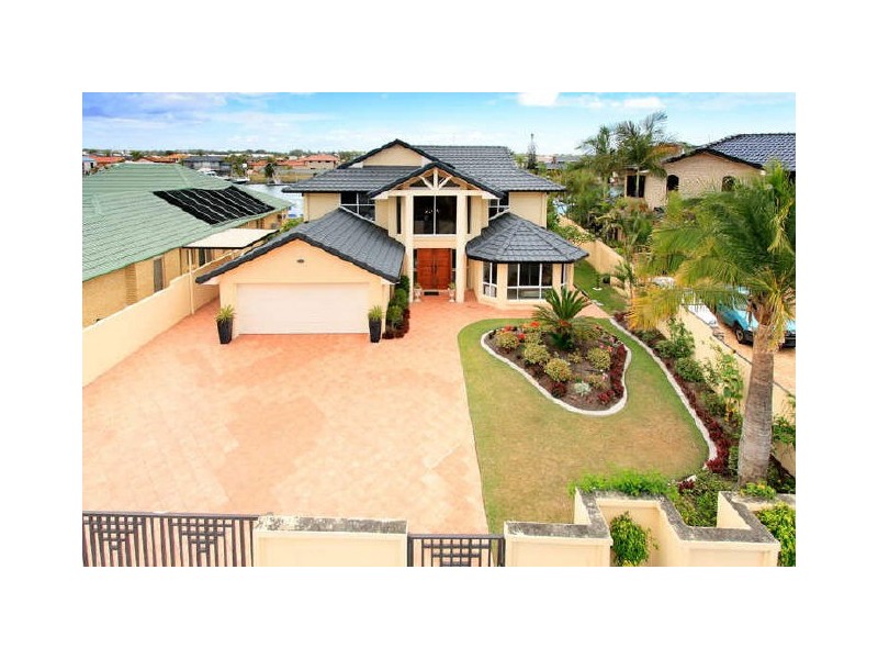 18 Mainroyal Court, Cleveland QLD 4163