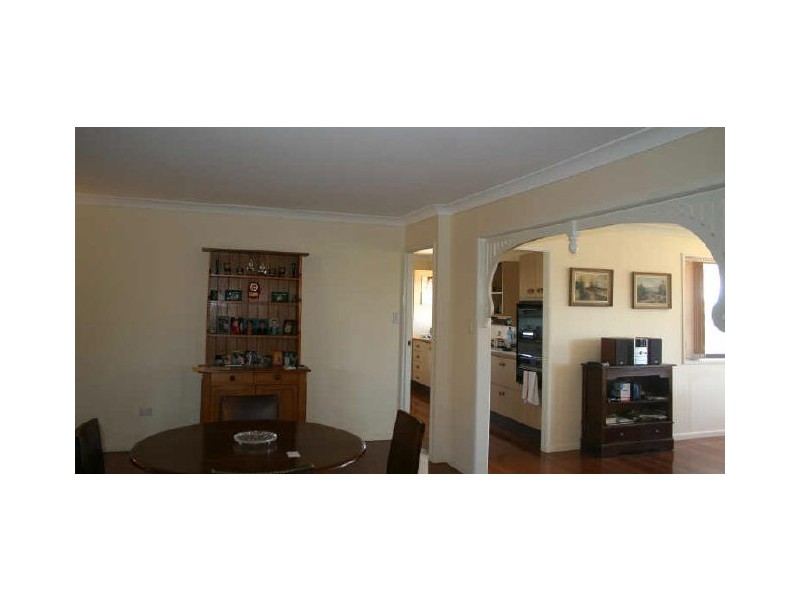 207 Coburg St W, Cleveland QLD 4163