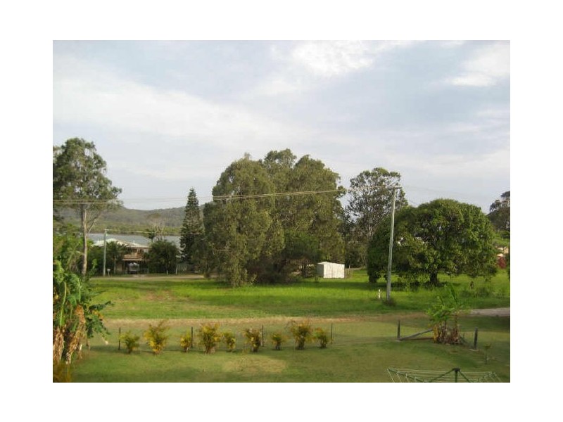 13 Zephyr Street, Russell Island QLD 4184