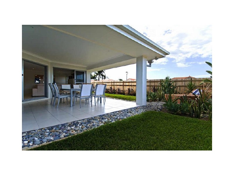 9 Kingsway Street, Wellington Point QLD 4160