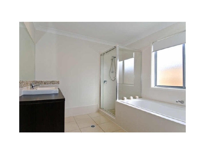 9 Kingsway Street, Wellington Point QLD 4160