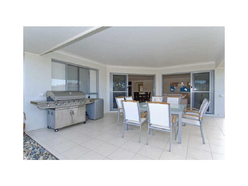 9 Kingsway Street, Wellington Point QLD 4160