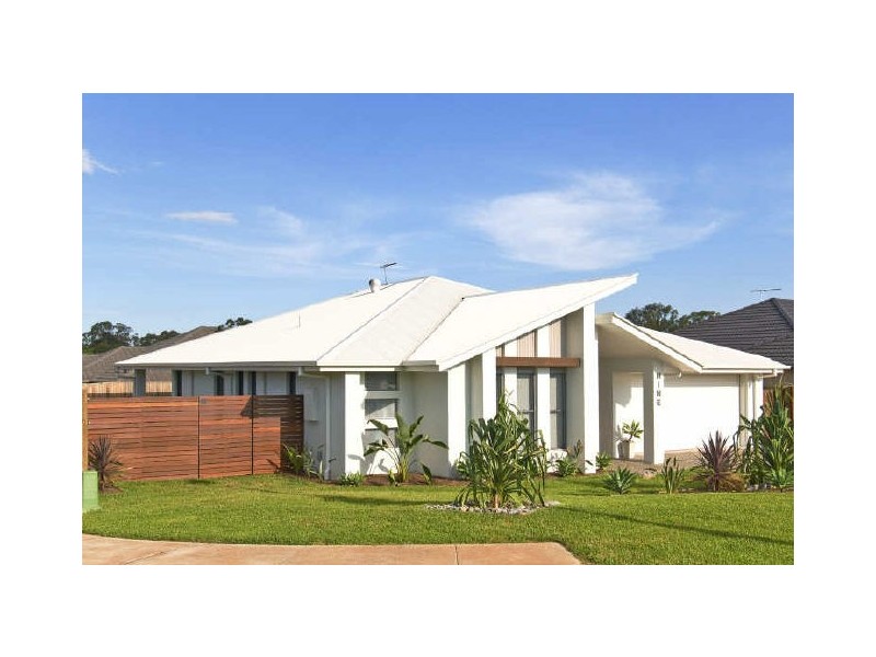9 Kingsway Street, Wellington Point QLD 4160