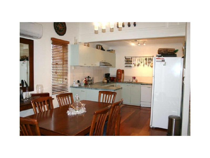 14/12 Queen Street, Cleveland QLD 4163