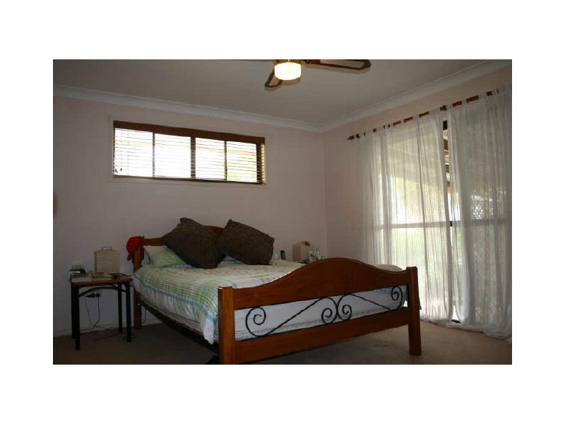 2 Commodore Court, Cleveland QLD 4163