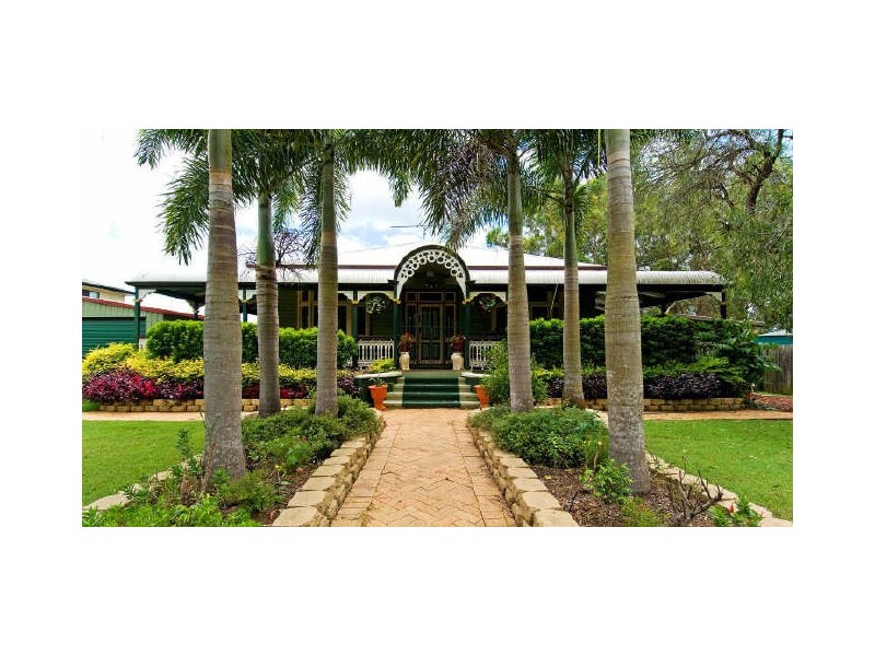 20 Muriel Street, Redland Bay QLD 4165