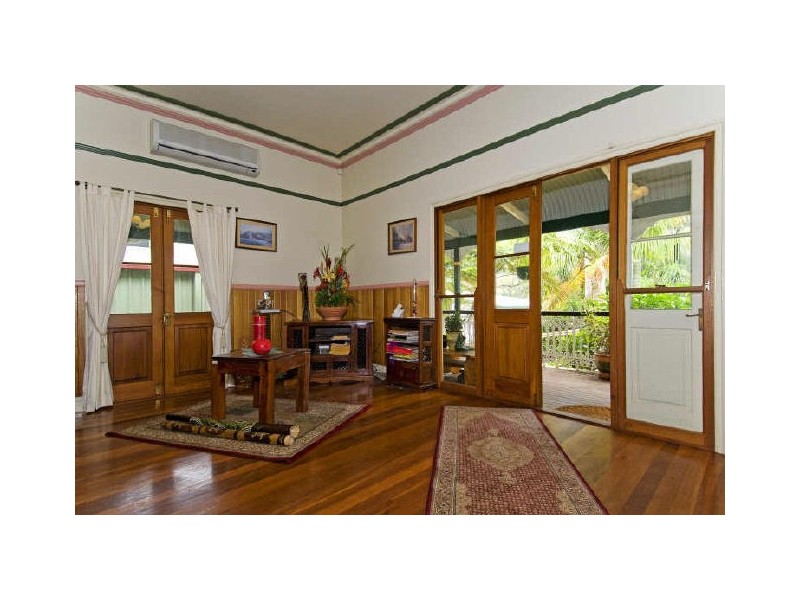 20 Muriel Street, Redland Bay QLD 4165