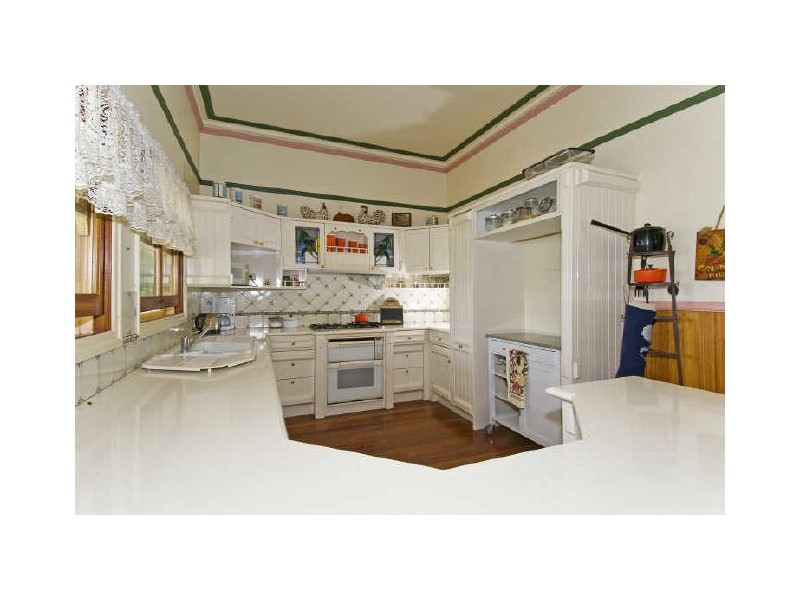 20 Muriel Street, Redland Bay QLD 4165