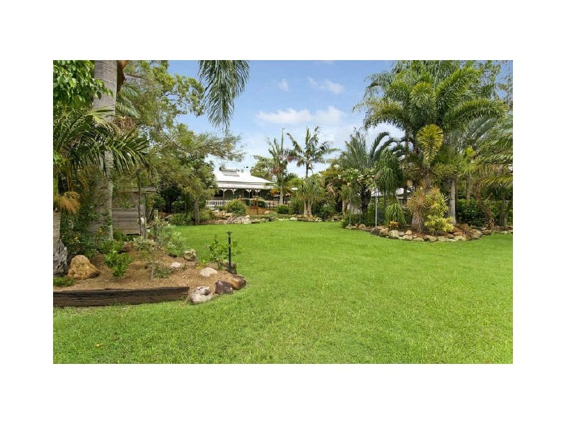 20 Muriel Street, Redland Bay QLD 4165