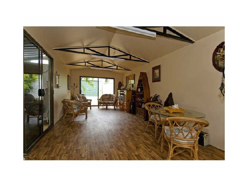 20 Muriel Street, Redland Bay QLD 4165