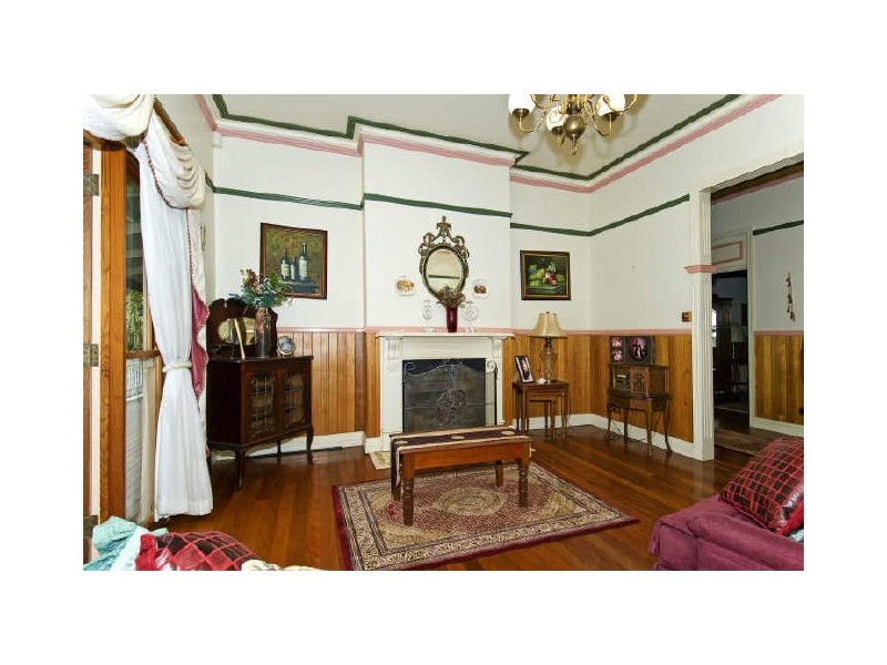 20 Muriel Street, Redland Bay QLD 4165