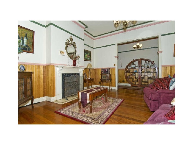 20 Muriel Street, Redland Bay QLD 4165