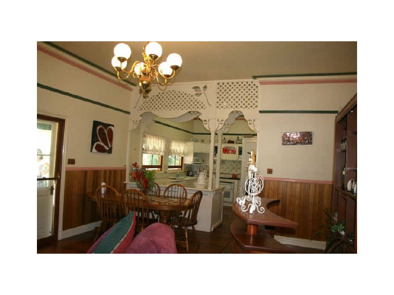 20 Muriel Street, Redland Bay QLD 4165