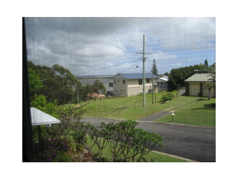 114 Channel Street, Russell Island QLD 4184