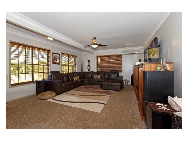 29 Hamilton Street, Redland Bay QLD 4165