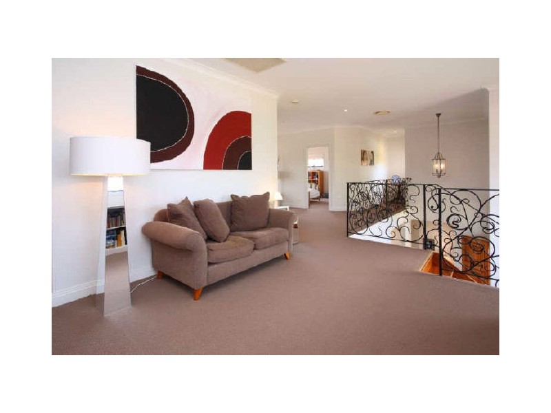 44 Masthead Drive, Raby Bay QLD 4163