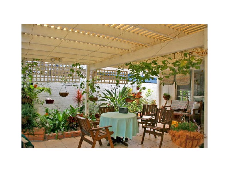 32 Anchorage Drive, Raby Bay QLD 4163