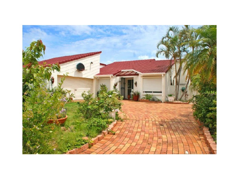 32 Anchorage Drive, Raby Bay QLD 4163