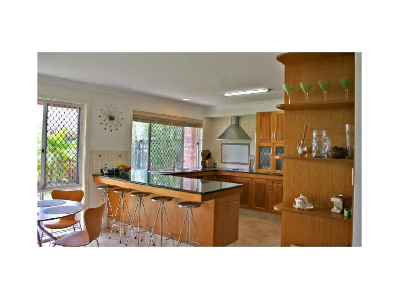 22 Compass Court, Raby Bay QLD 4163