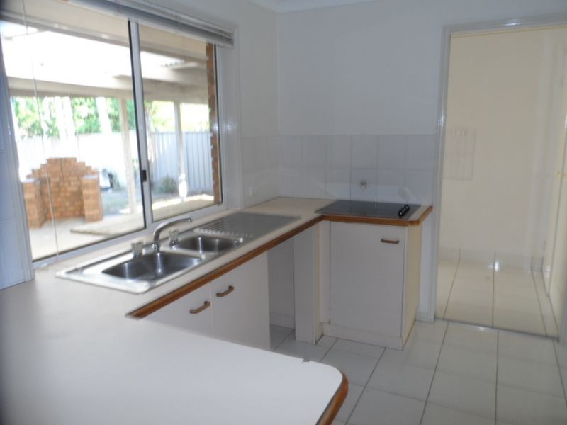 32 Sylvania Street, Wellington Point QLD 4160