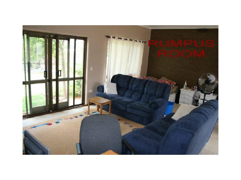 210 Russell Street, Cleveland QLD 4163