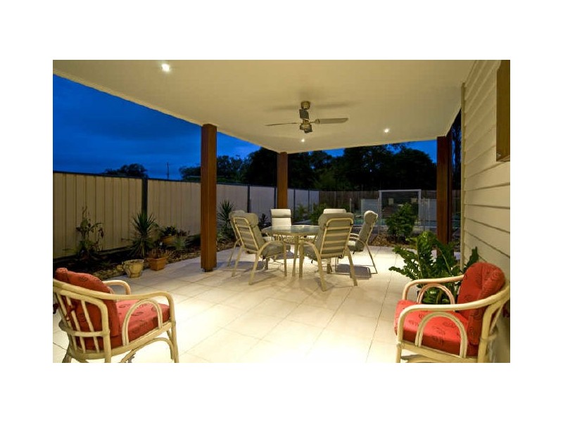 4 Oak Street, Ormiston QLD 4160