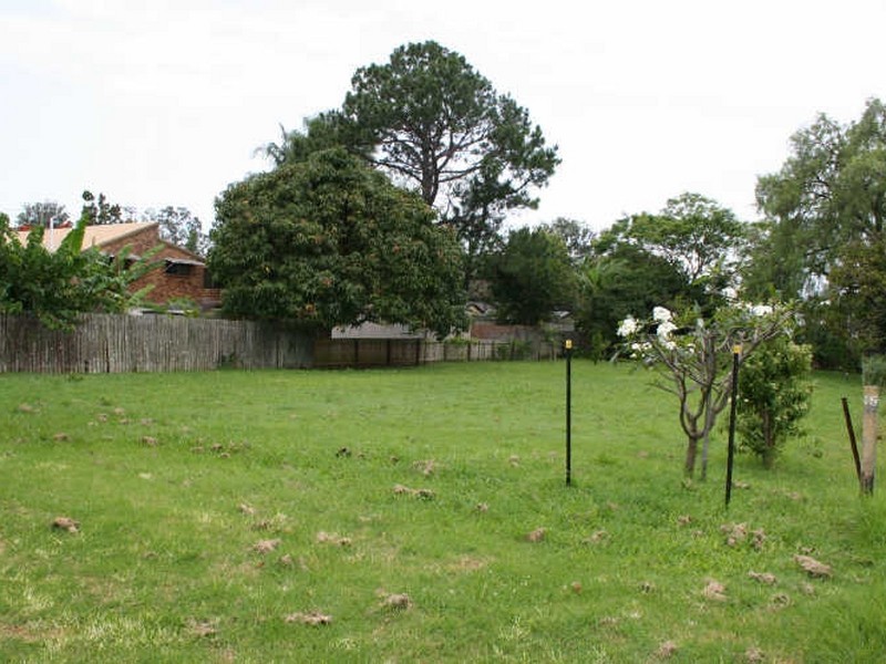 15 Tina Street, Redland Bay QLD 4165