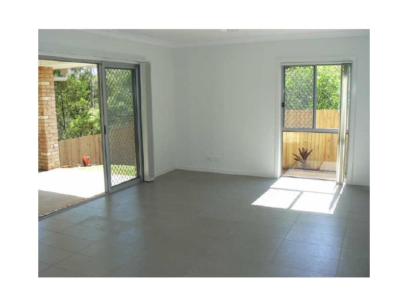 Duplex 1/239 Queen St, Cleveland QLD 4163