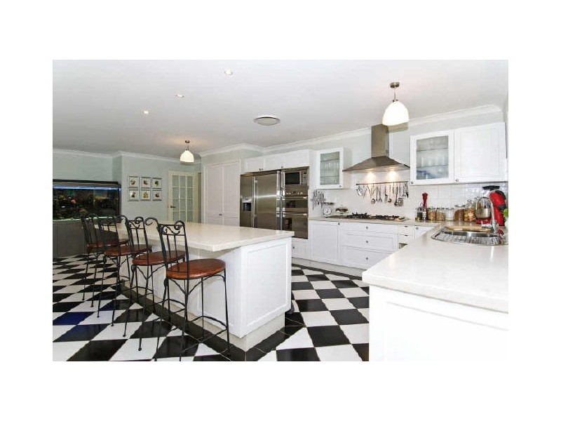 15A Bee Street, Ormiston QLD 4160