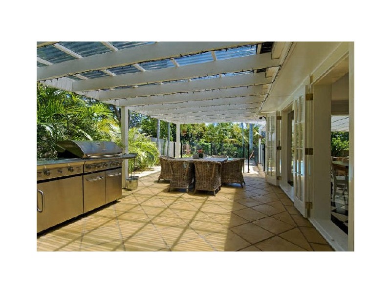 15A Bee Street, Ormiston QLD 4160