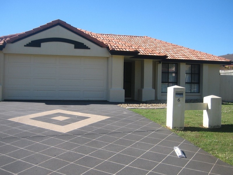 6 Seaholly Crescent, Victoria Point QLD 4165