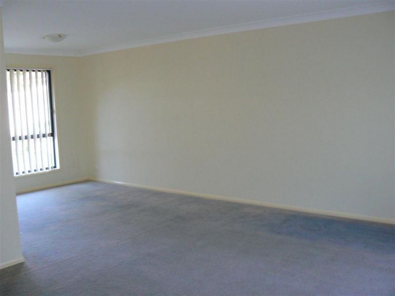 6 Seaholly Crescent, Victoria Point QLD 4165