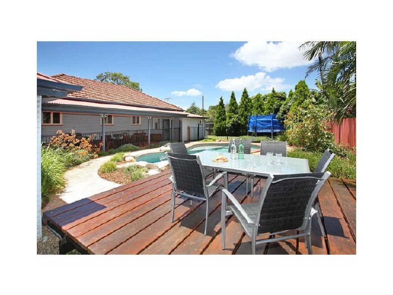 640 Main Road, Wellington Point QLD 4160