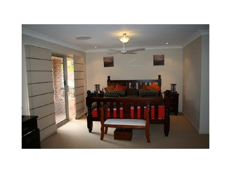 13 Riseborough Terrace, Cleveland QLD 4163