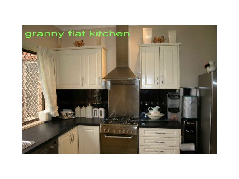 13 Riseborough Terrace, Cleveland QLD 4163