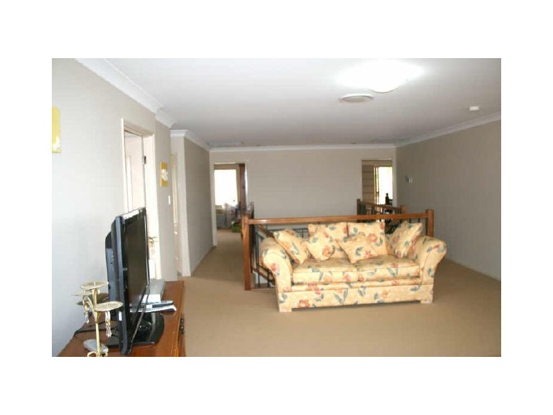 13 Riseborough Terrace, Cleveland QLD 4163