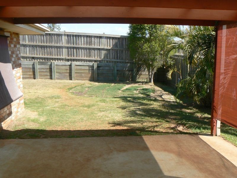 11 Roger Court, Redland Bay QLD 4165