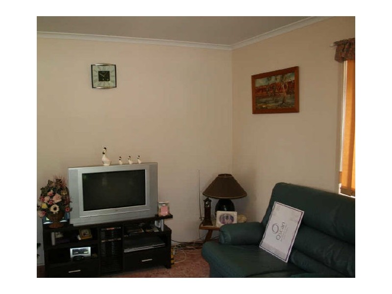 33 Shanahan Street, Redland Bay QLD 4165