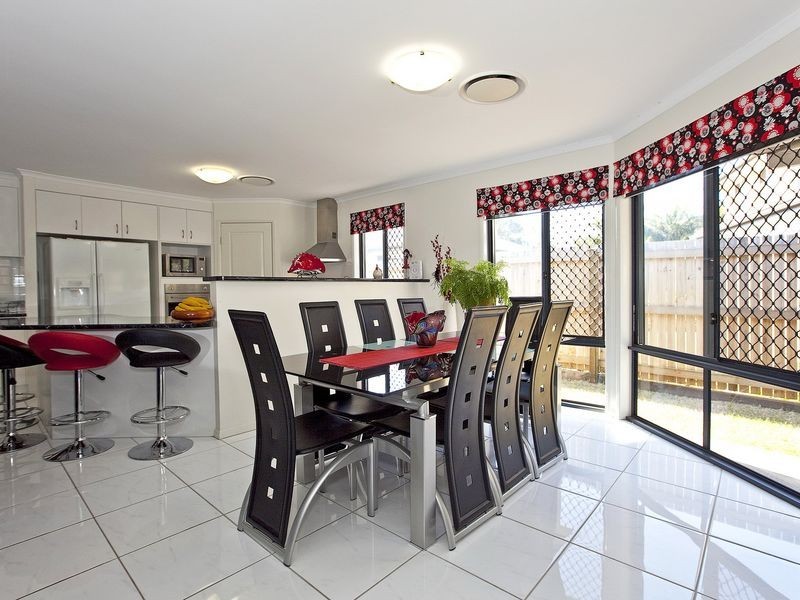 33 Kerder Street, Thornlands QLD 4164