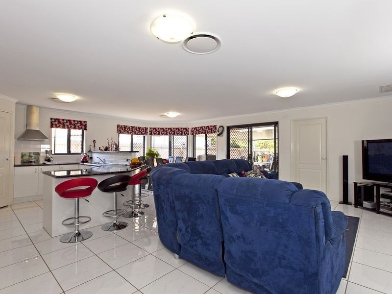 33 Kerder Street, Thornlands QLD 4164