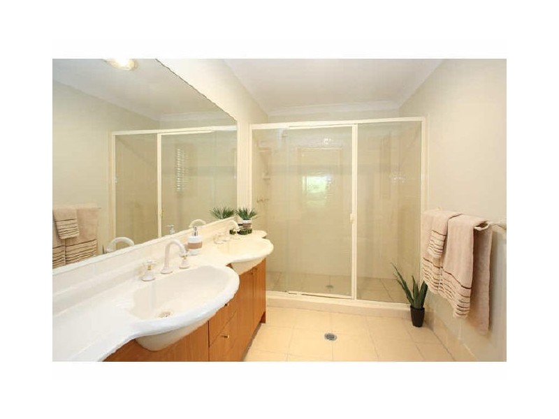 82 Morris Circuit, Thornlands QLD 4164