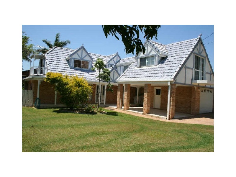 6 Vera Street, Redland Bay QLD 4165