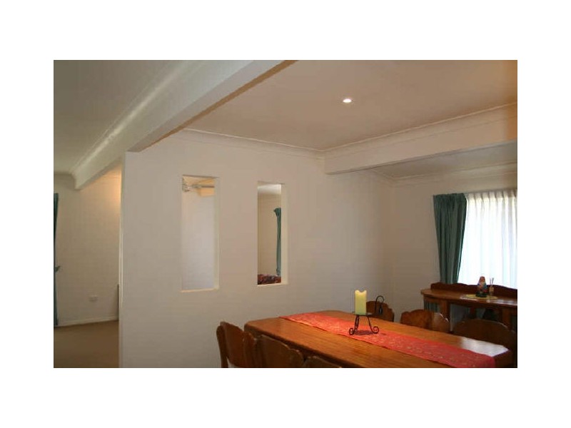 6 Vera Street, Redland Bay QLD 4165