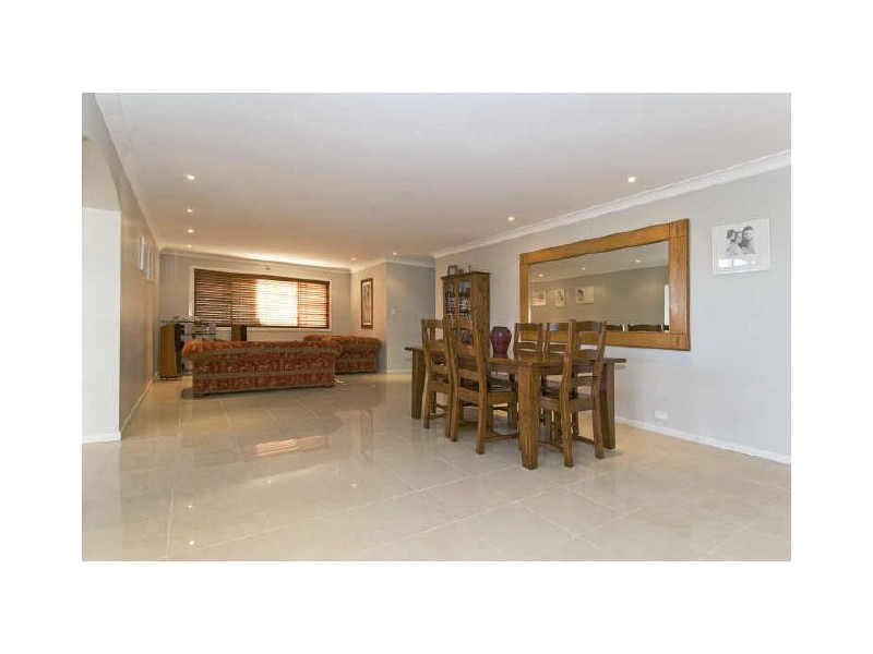31 Anchorage Drive, Raby Bay QLD 4163