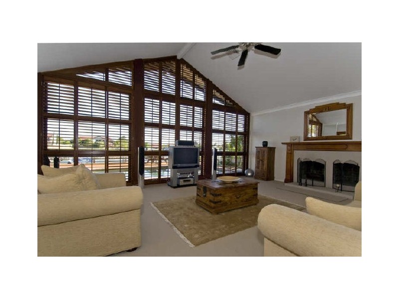 31 Anchorage Drive, Raby Bay QLD 4163