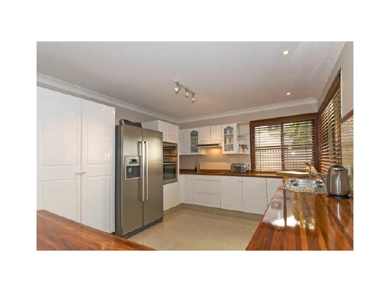 31 Anchorage Drive, Raby Bay QLD 4163