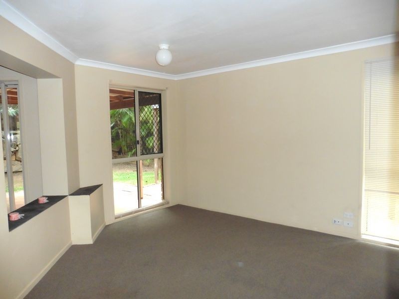 16 Lucy Court, Ormiston QLD 4160