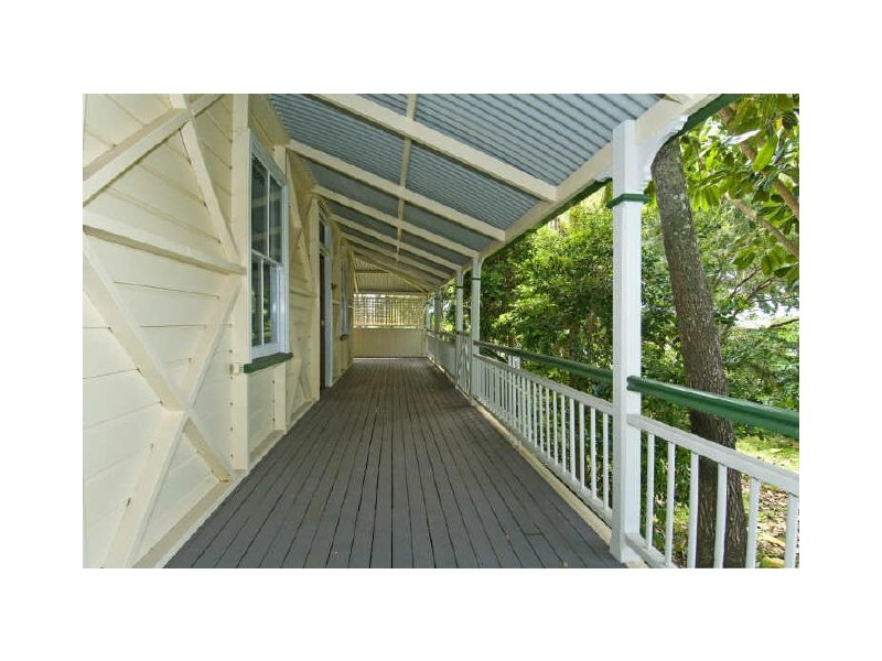 1 Collins Street, Redland Bay QLD 4165